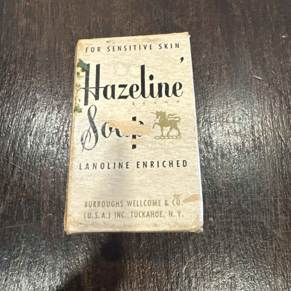 -‎ Vintage/Antique Hazeline Lanoline Soap Burroughs Wellcome & Co. NOS